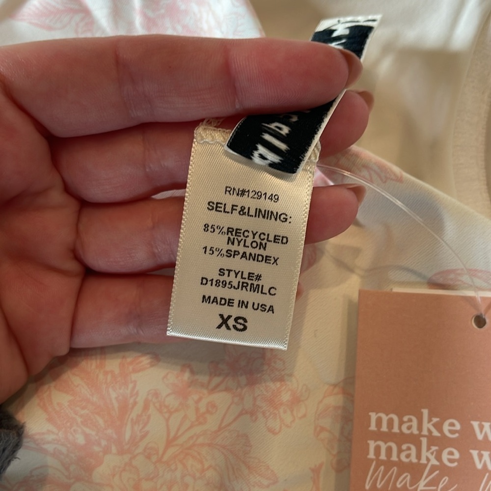 NWT Dippin’ Daisy’s Bonjour One Piece Swimsuit Je Taime Fleur Sexy Lingerie - Picture 9 of 13